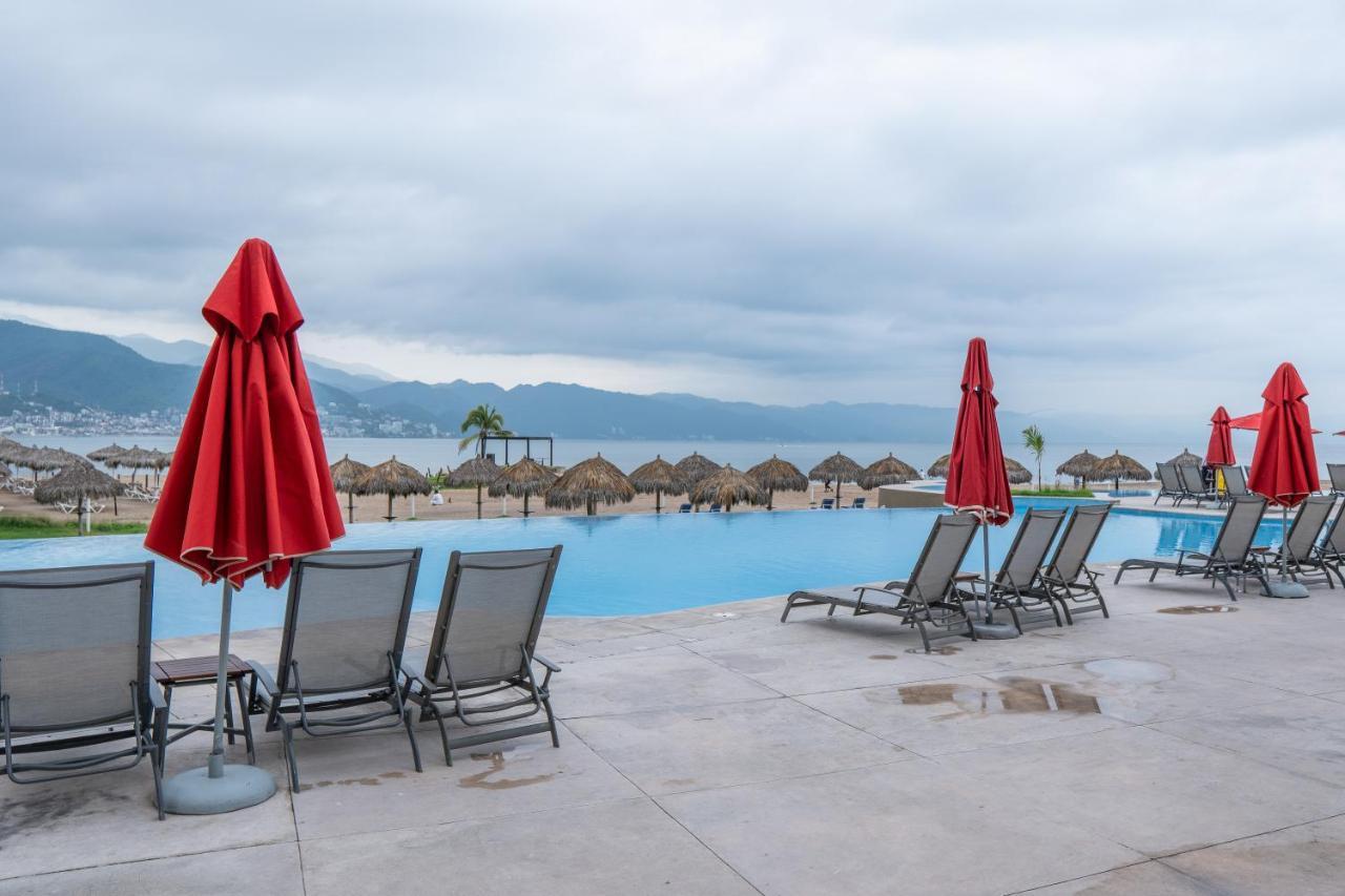 Ocean Front Condo Sleeps 4 Adults-Grand Venetian T3000-1606 Пуерто Валярта Екстериор снимка