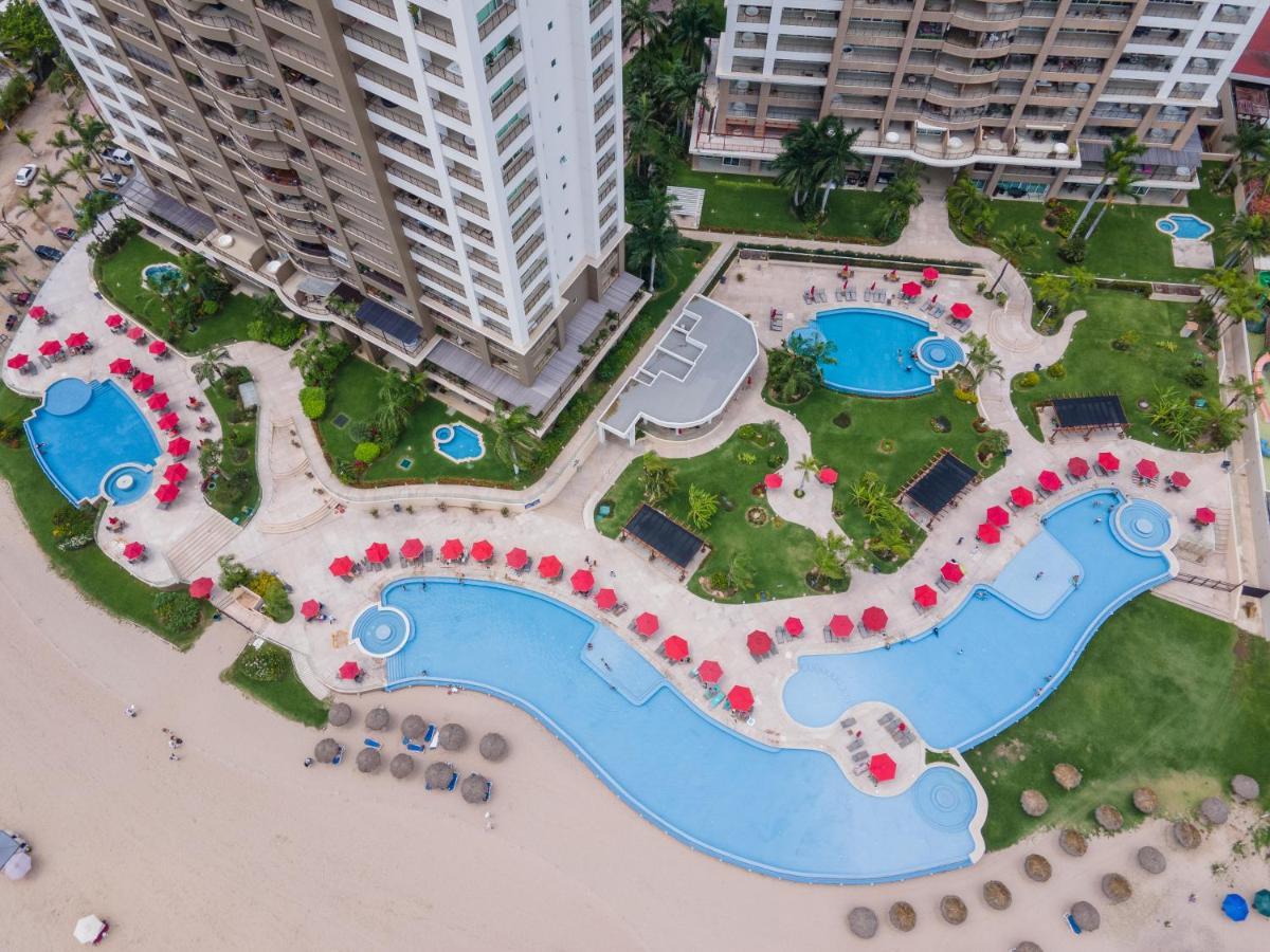 Ocean Front Condo Sleeps 4 Adults-Grand Venetian T3000-1606 Пуерто Валярта Екстериор снимка